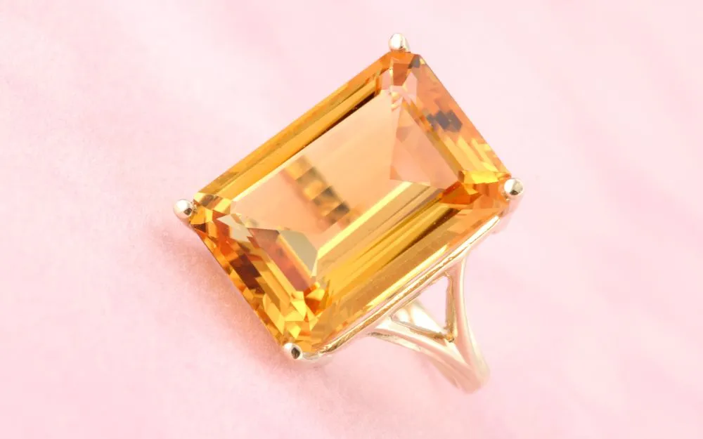 Giải Mã Đá Citrine: Nguồn Gốc, Công Dụng & Ý Nghĩa Phong Thủy