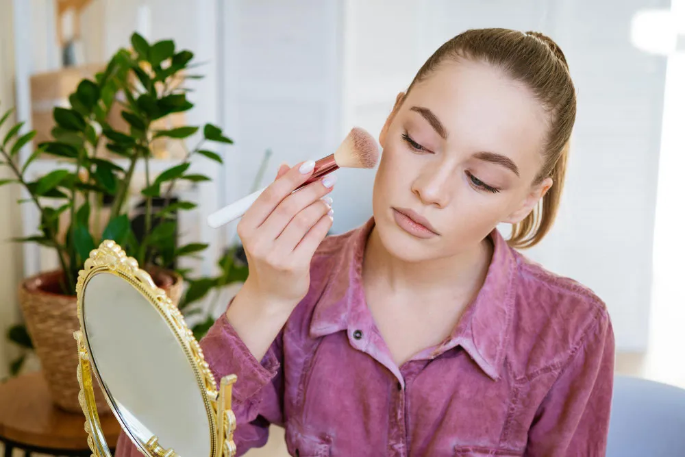 10 lỗi trang điểm thường gặp và cách khắc phục cho người mới