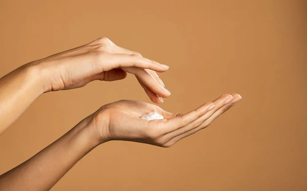 Những Lưu Ý Khi Dùng Dầu Dừa Dưỡng Mi Để Tăng Hiệu Quả Sử Dụng