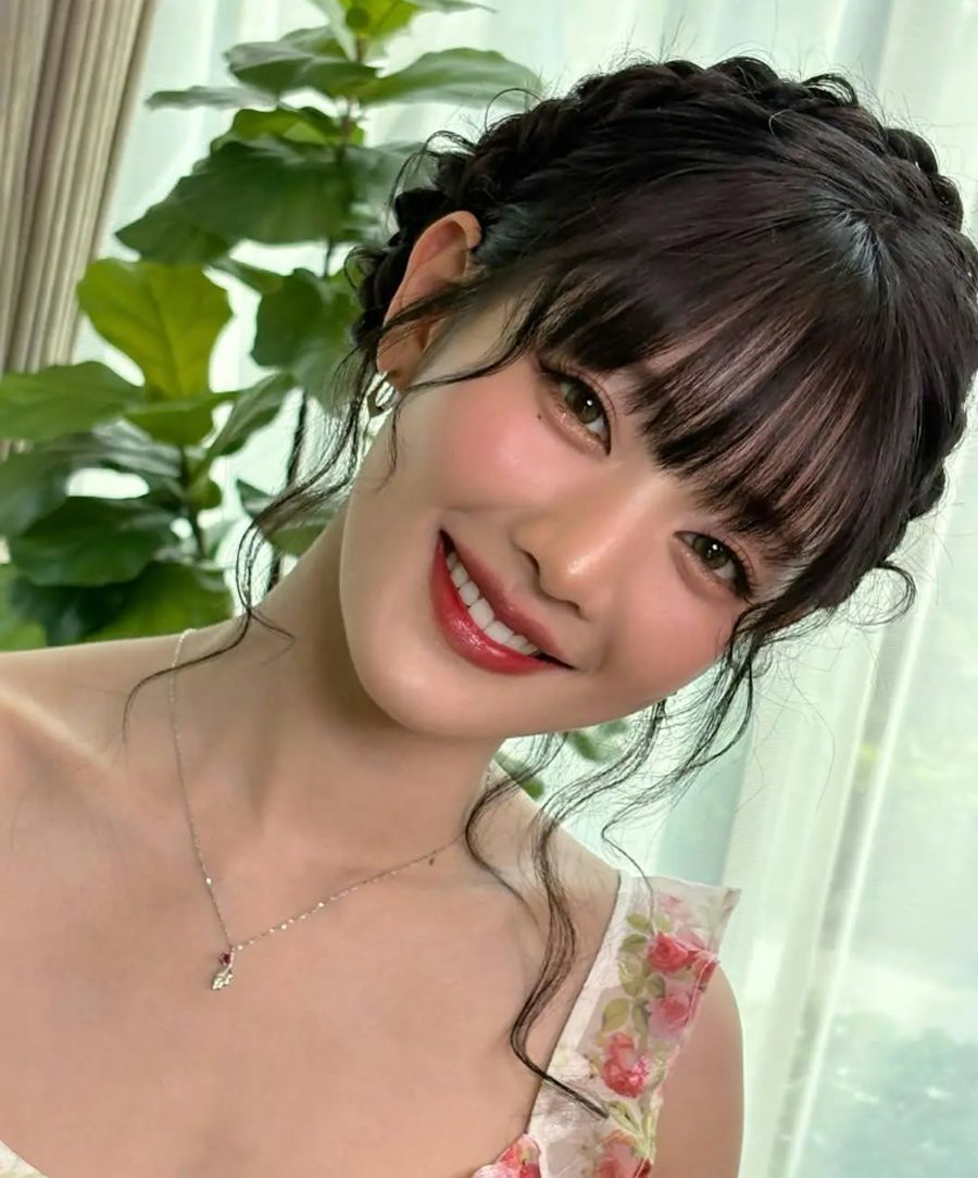 8 thỏi son màu táo đỏ cho môi nàng căng mọng như trái chín