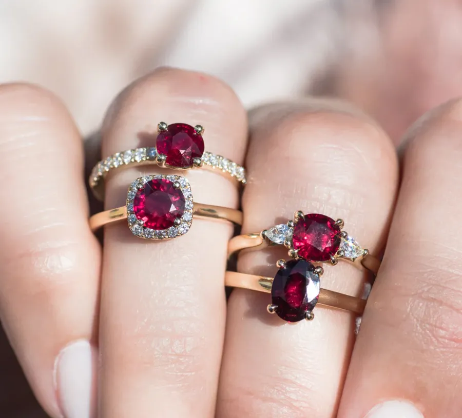 Đá Ruby là gì? Tại sao trang sức đá Ruby được yêu thích?