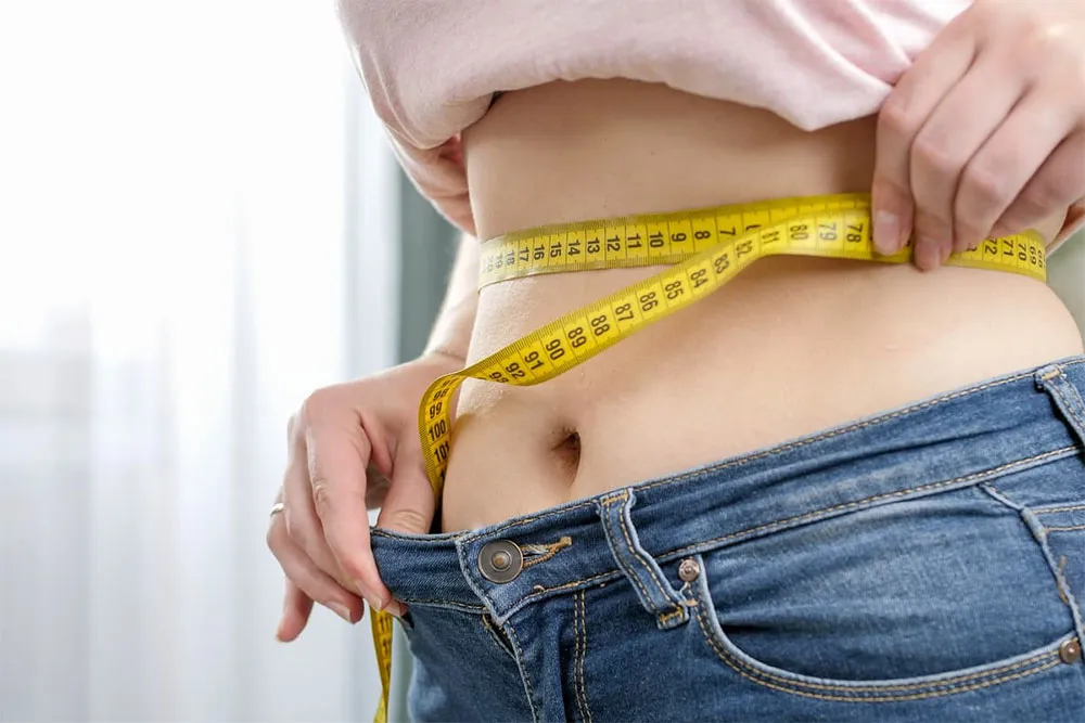 Waist Là Gì? Vì Sao Số Đo Vòng Eo Lại Quan Trọng Trong Thời Trang?