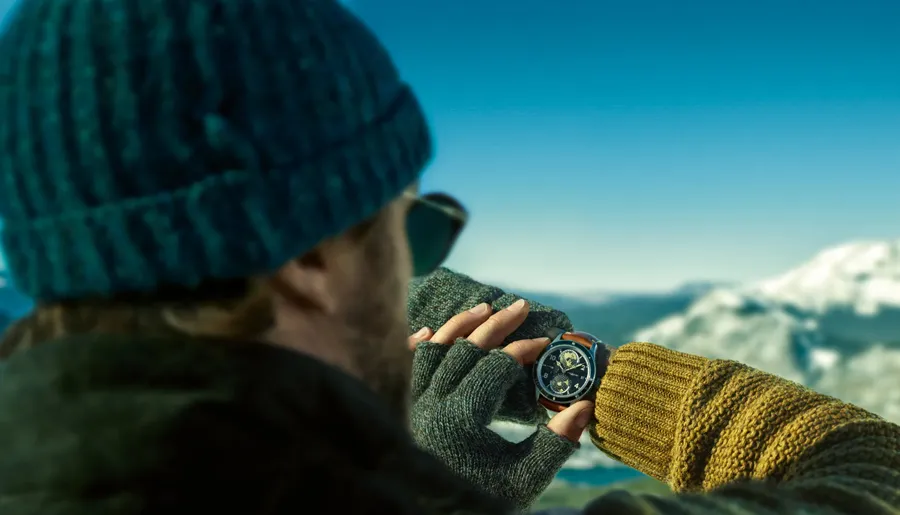 Altimeter là gì? Khám phá tính năng đo độ cao trên đồng hồ đeo tay