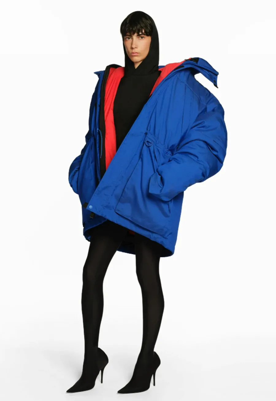 Balenciaga Resort 2026: Chương cuối của Demna khép lại một thập kỷ định hình thời trang - 7