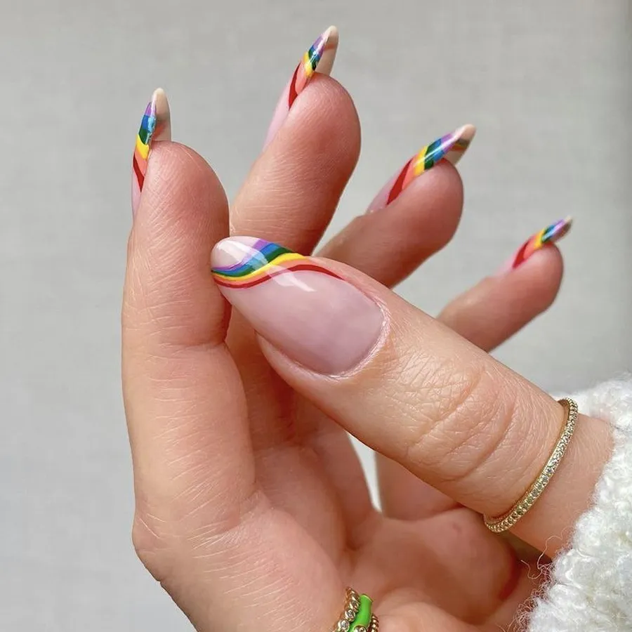 Tự Tin Với 100+ Mẫu Nail Đi Biển Tuyệt Đẹp Cho Mùa Hè 2025