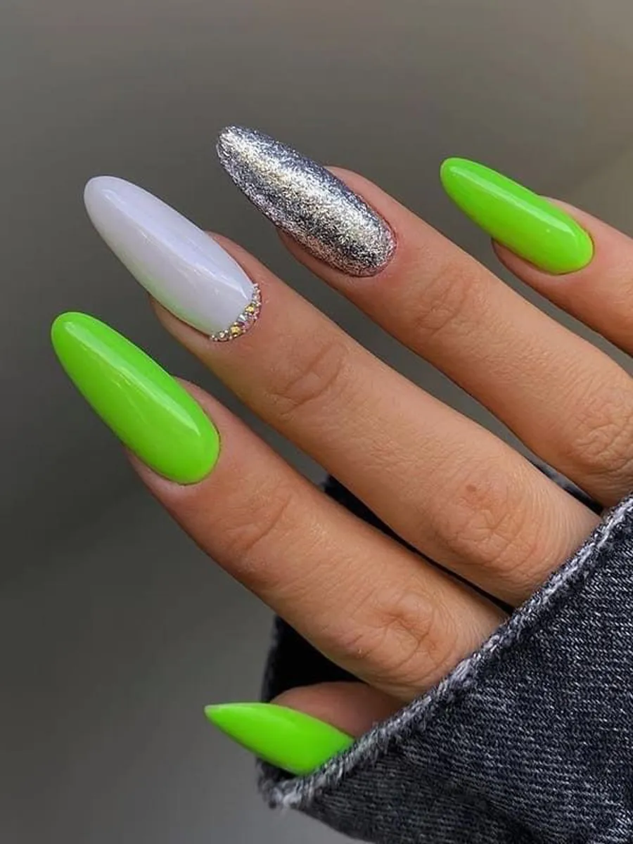 Tự Tin Với 100+ Mẫu Nail Đi Biển Tuyệt Đẹp Cho Mùa Hè 2025