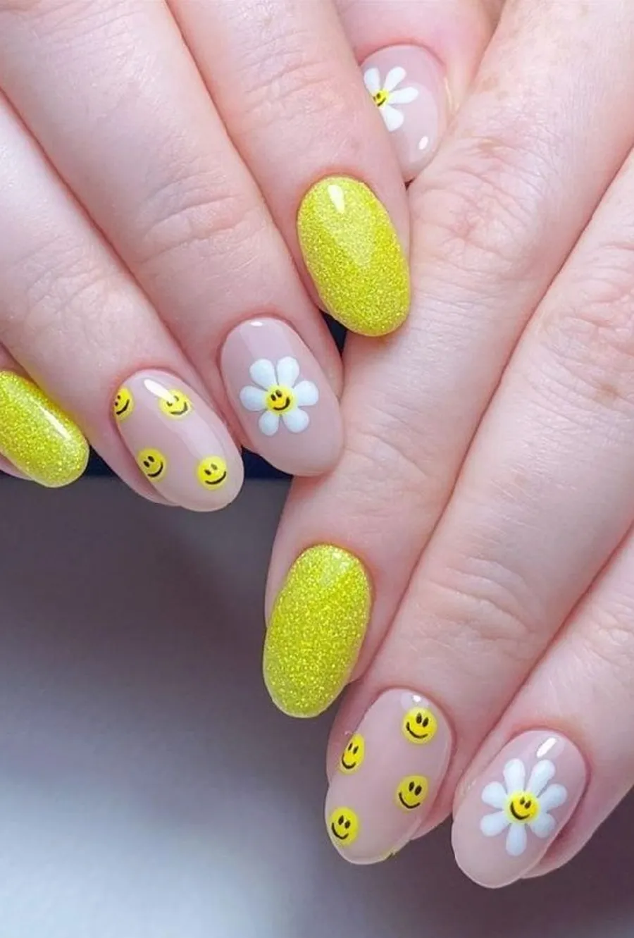 Tự Tin Với 100+ Mẫu Nail Đi Biển Tuyệt Đẹp Cho Mùa Hè 2025