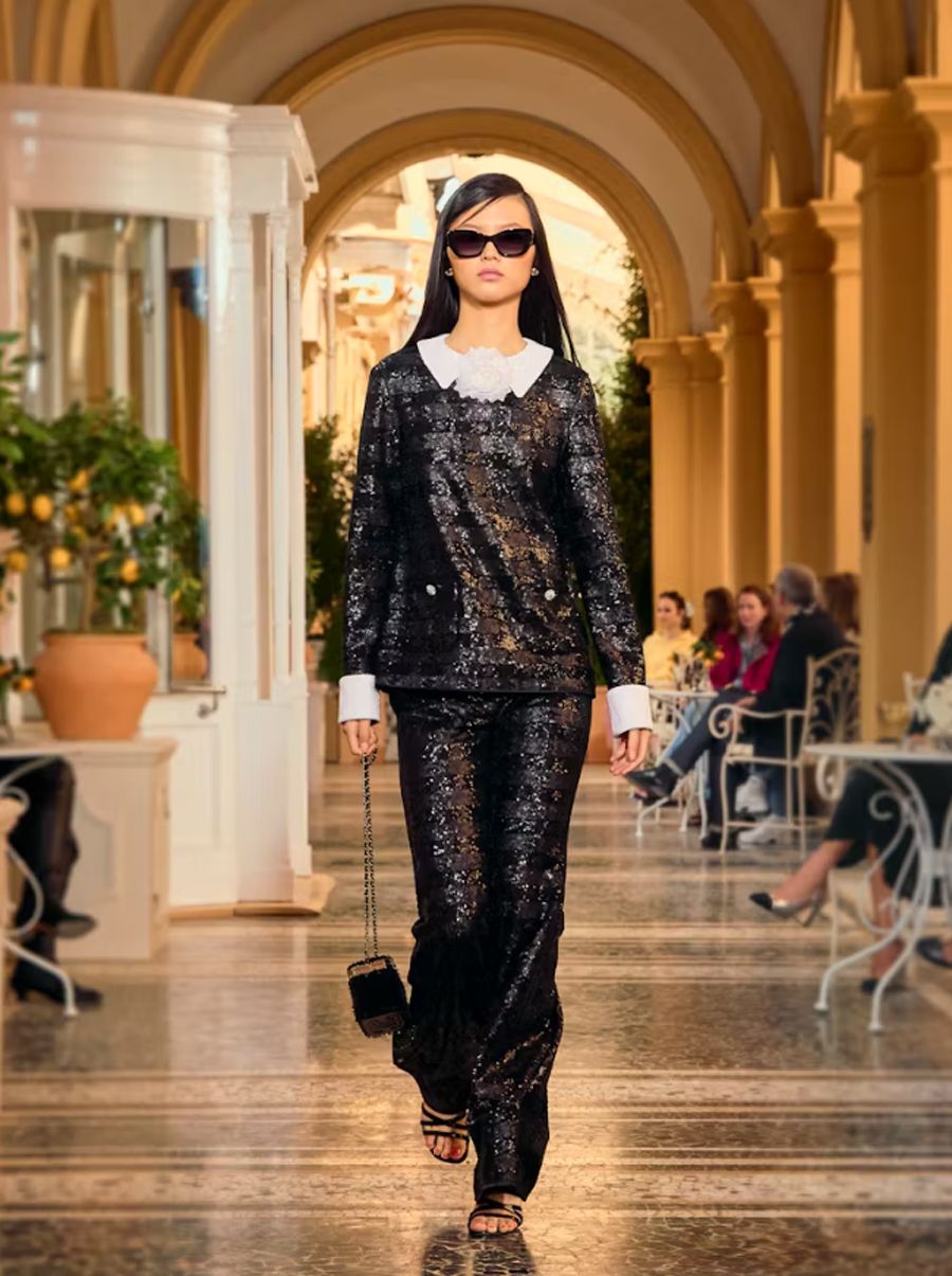 Chanel Resort 2026: Vẻ đẹp nghỉ dưỡng lãng mạn bên hồ Como - 13