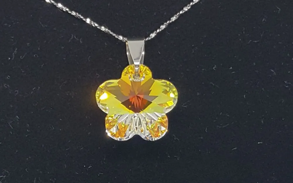 Review 5 Dây Chuyền Hoa Mai Bán Chạy, Rất Nữ Tính & Tinh Tế - 6