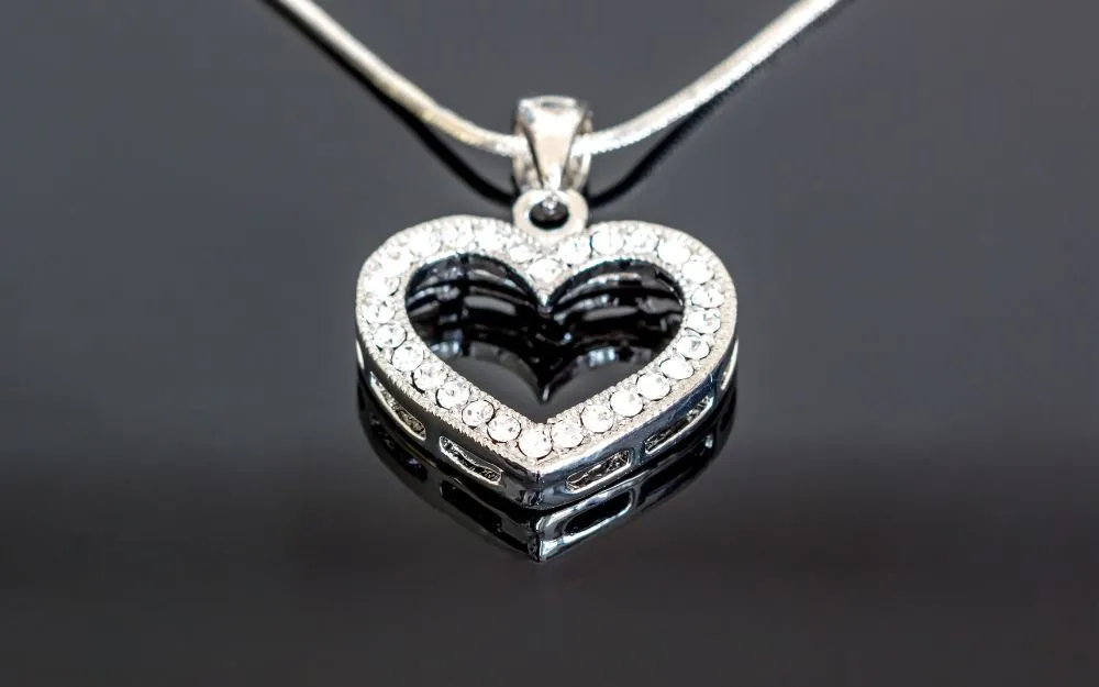 Gợi Ý 15 Dây Chuyền Trái Tim Tinh Xảo, Thích Hợp Làm Quà Tặng - 31