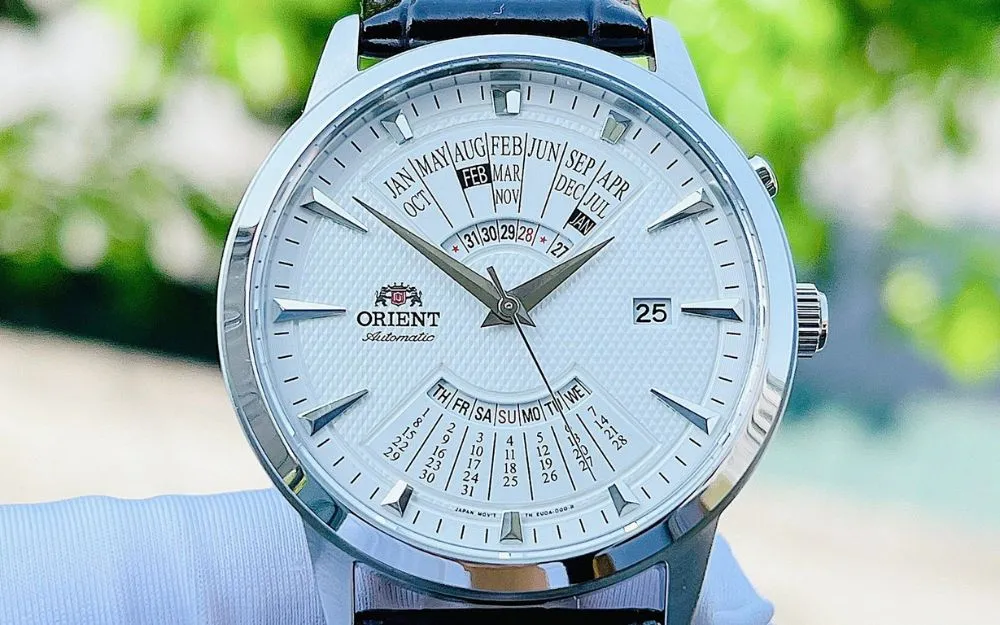 Review Đồng Hồ Orient Lịch Vạn Niên: Đặc Điểm & Cơ Chế Thú Vị