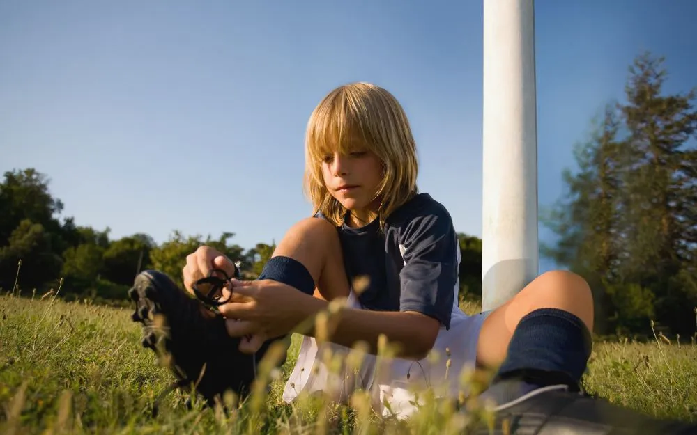 Cách Chọn Giày Cho Tiền Vệ & Gợi Ý Một Số Mẫu Giày Đá Bóng Đẹp - 14