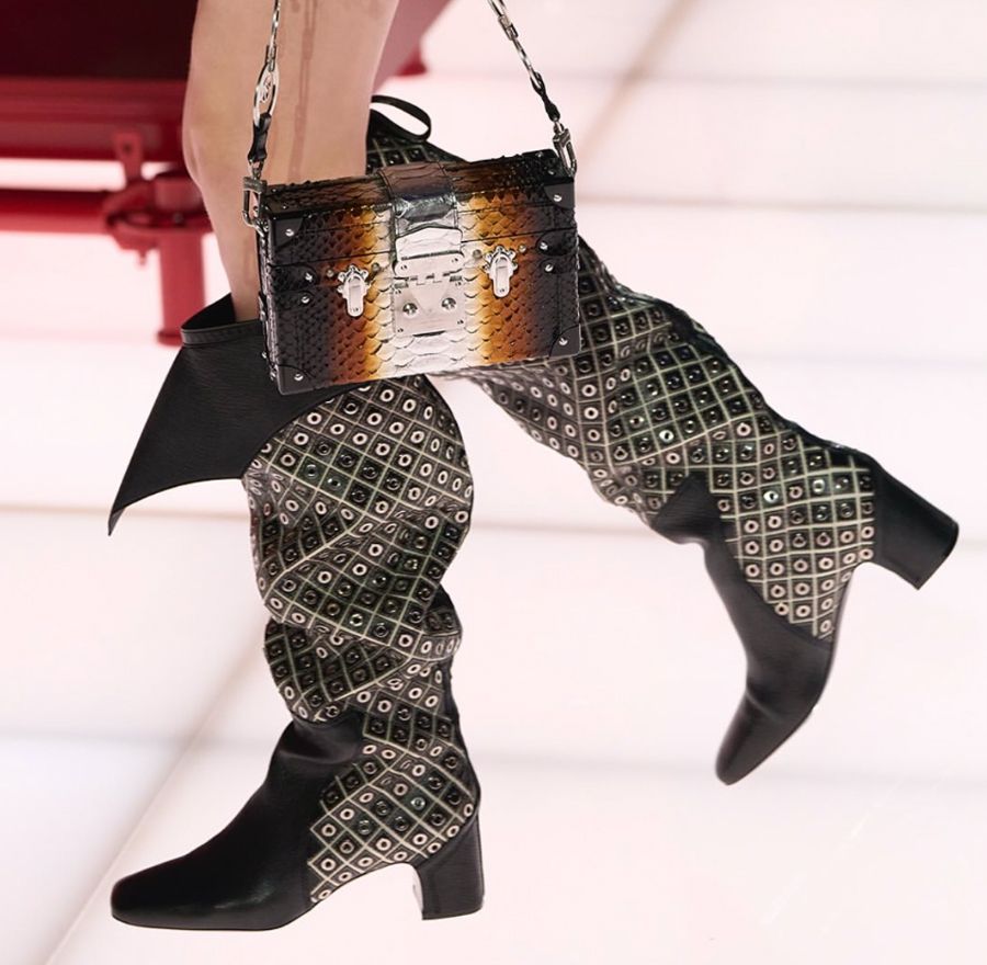 Louis Vuitton Cruise 2026: Giao lộ giữa huyền thoại và hiện đại tại Palais des Papes