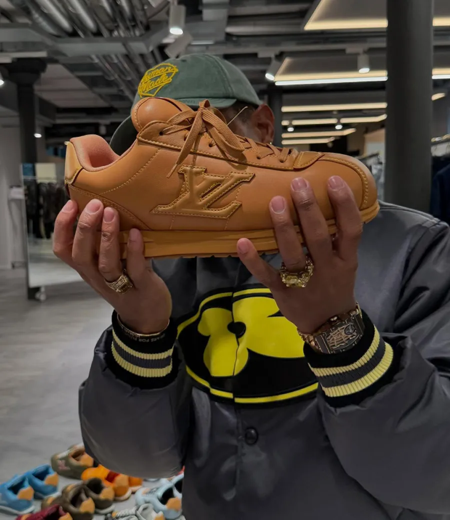 LV Buttersoft Sneaker: Đôi Giày Xa Xỉ Được Pharrell Williams Sáng Tạo