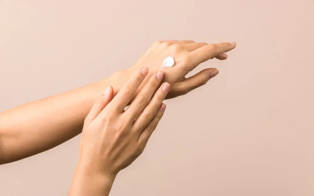 Top 15 Công Thức Làm Mặt Nạ Hỗ Trợ Làm Sạch Mụn Tại Nhà Đơn Giản