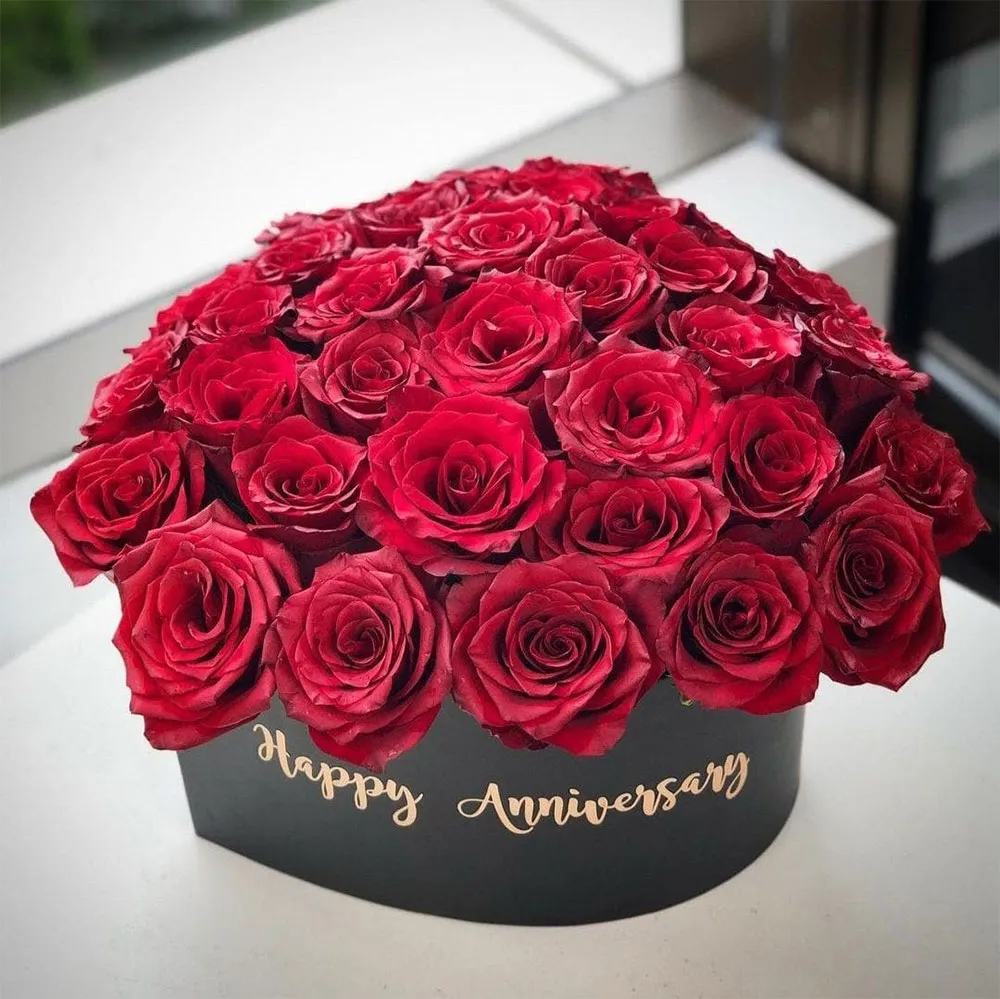 30+ Món Quà Kỷ Niệm Ngày Cưới Ý Nghĩa Cho Ông Bà, Bố Mẹ, Vợ Chồng