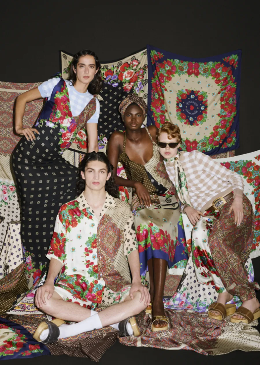 Moschino Resort 2026: Thời Trang Phiêu Lưu Và Hài Hước