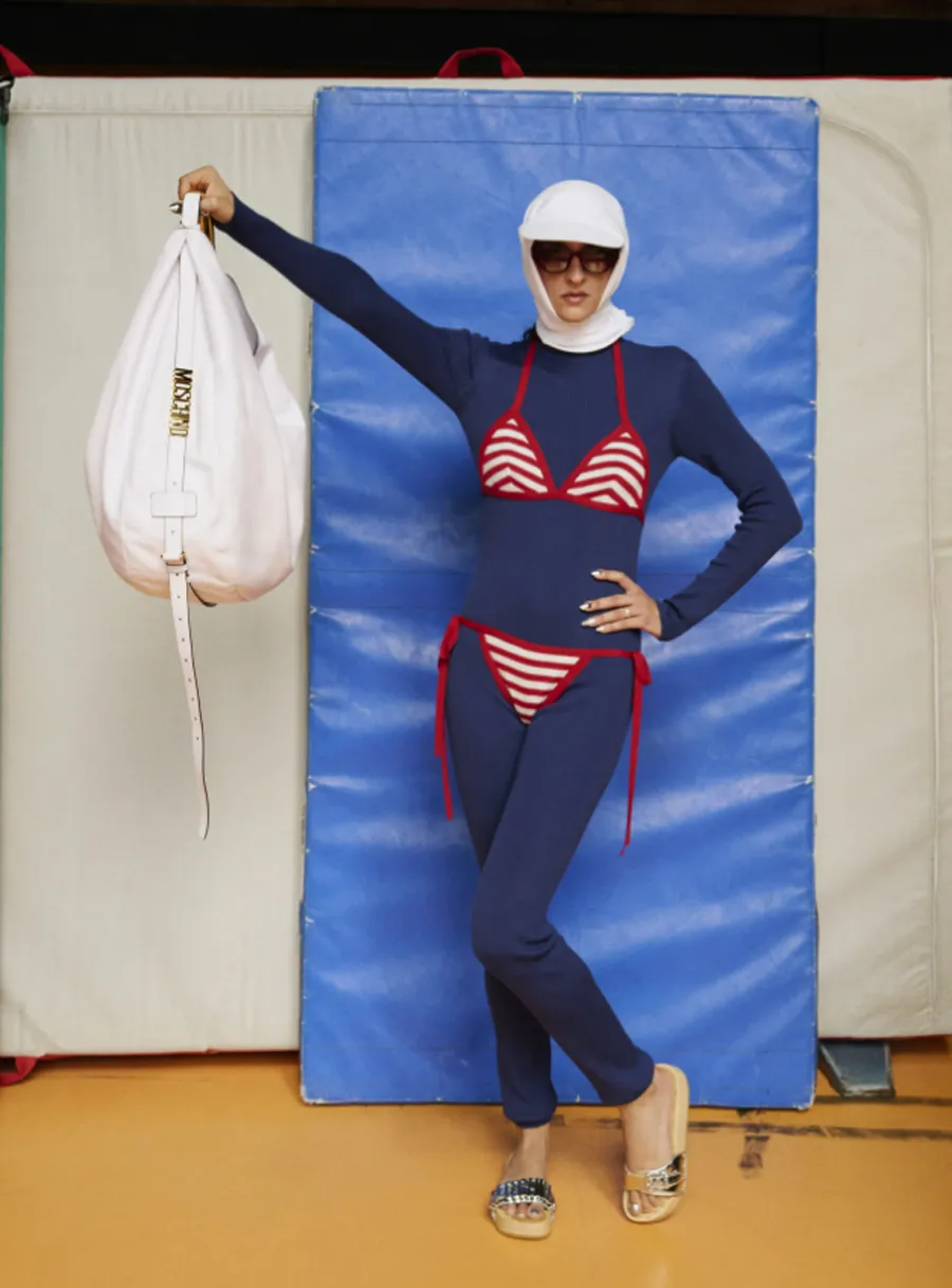 Moschino Resort 2026: Thời Trang Phiêu Lưu Và Hài Hước