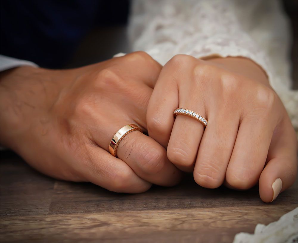 Nhẫn Cưới Nên Mua Vàng Gì? Kinh Nghiệm Chọn Mua Nhẫn Cưới Cho Cặp Đôi