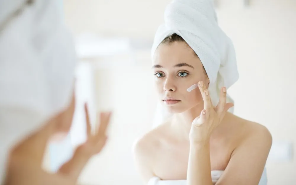 Thành Phần Niacinamide Là Gì? Niacinamide Có Tác Dụng Gì?