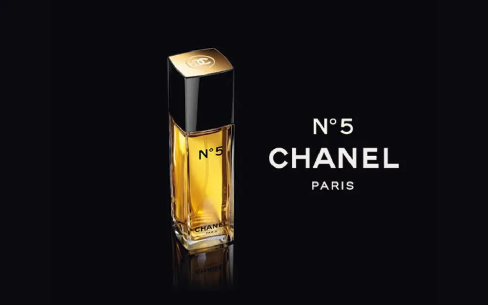 Top 10 Nước Hoa Chanel Vàng Thơm Lâu, Bán Chạy Năm 2025