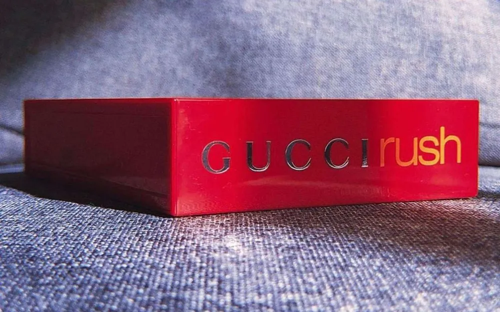 Review 2 Nước Hoa Gucci Màu Đỏ: Gucci Bloom Ambrosia & Gucci Rush