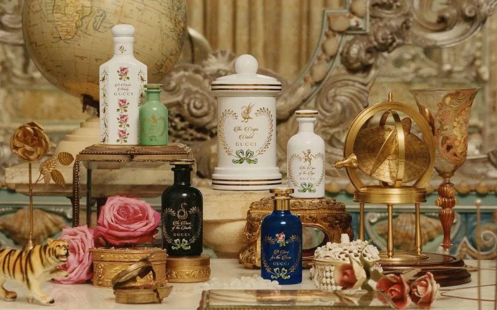 Review 2 Nước Hoa Gucci Màu Đỏ: Gucci Bloom Ambrosia & Gucci Rush