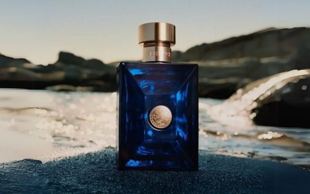 Review 7 Nước Hoa Versace Màu Xanh Bán Chạy Hiện Nay - 7