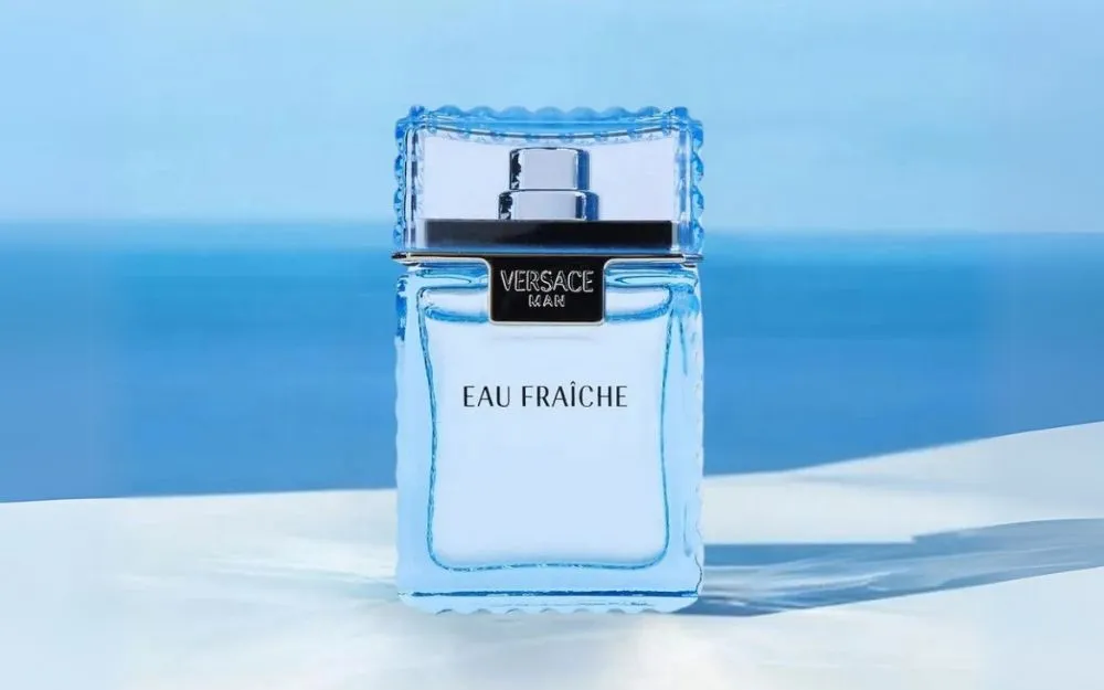 Review 7 Nước Hoa Versace Màu Xanh Bán Chạy Hiện Nay - 9