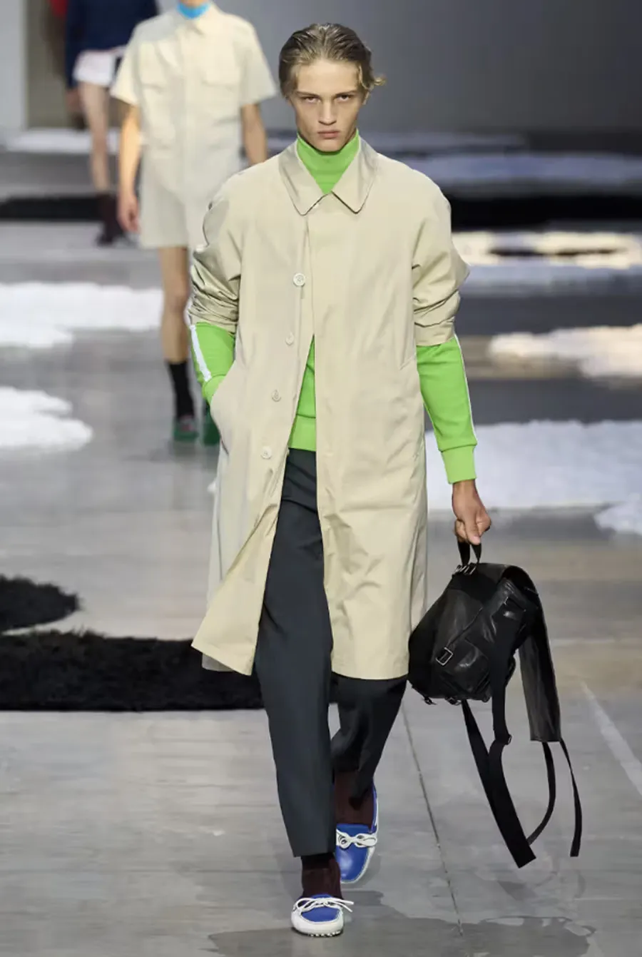 Prada SS26 Menswear: Phong Cách Thư Giãn Và Quyến Rũ Cho Hè 2026