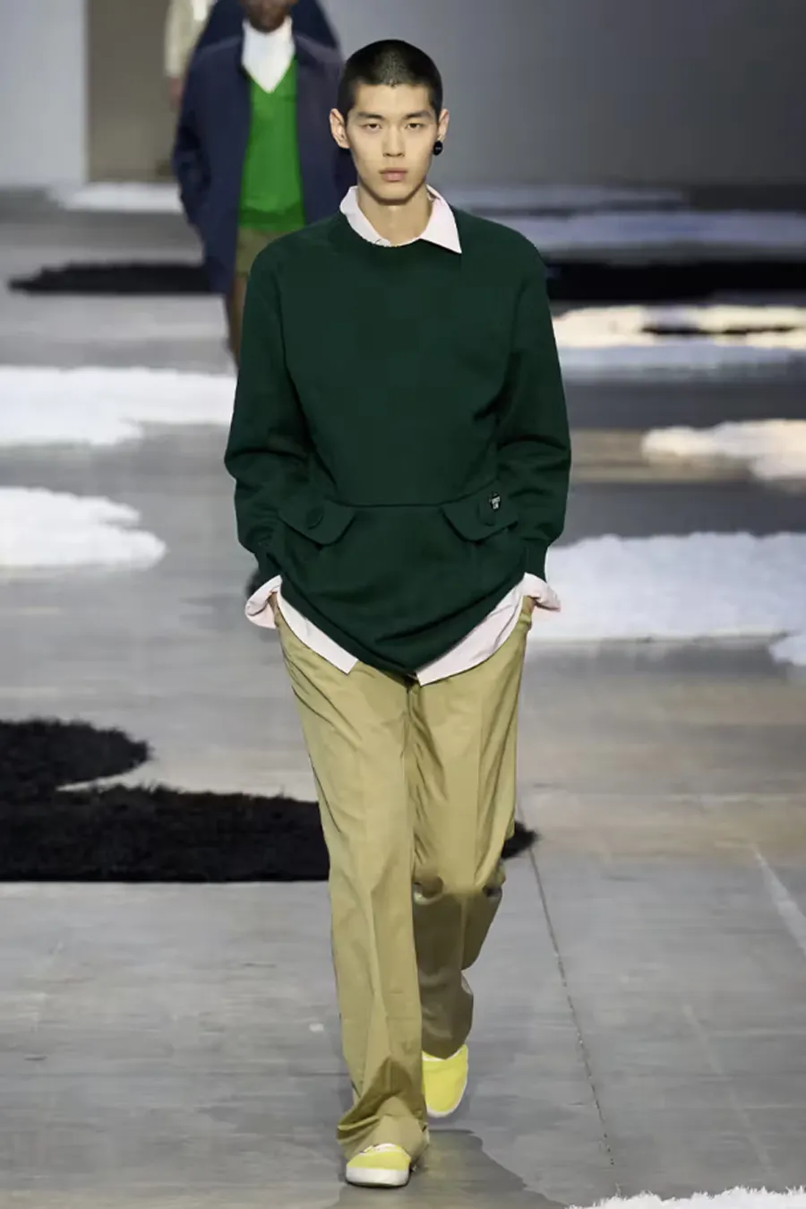 Prada SS26 Menswear: Phong Cách Thư Giãn Và Quyến Rũ Cho Hè 2026