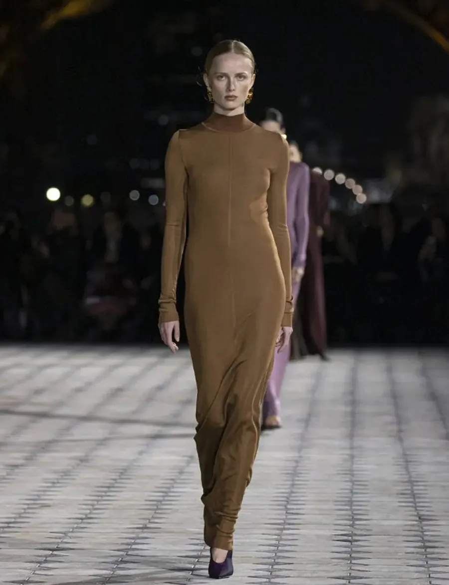 Saint Laurent SS26: Thi Ca Thị Giác Với Vẻ Đẹp Thanh Lịch Mùa Hè