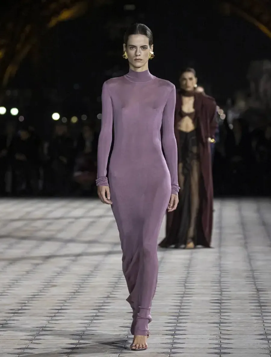 Saint Laurent SS26: Thi Ca Thị Giác Với Vẻ Đẹp Thanh Lịch Mùa Hè