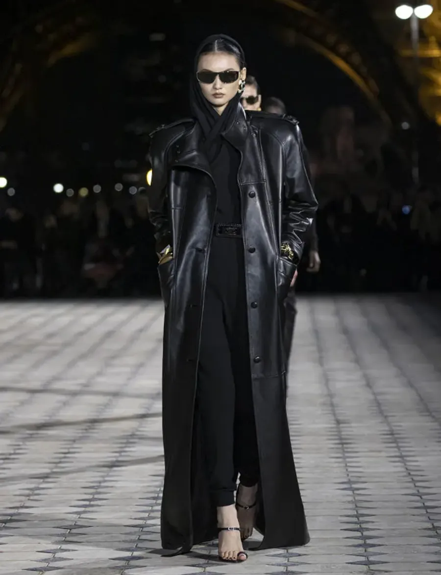 Saint Laurent SS26: Thi Ca Thị Giác Với Vẻ Đẹp Thanh Lịch Mùa Hè