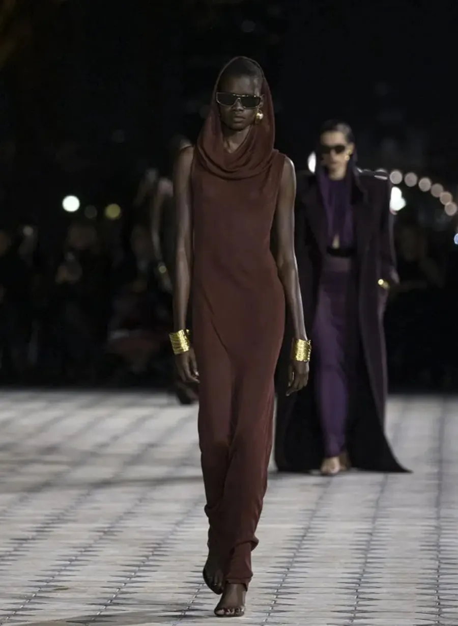 Saint Laurent SS26: Thi Ca Thị Giác Với Vẻ Đẹp Thanh Lịch Mùa Hè