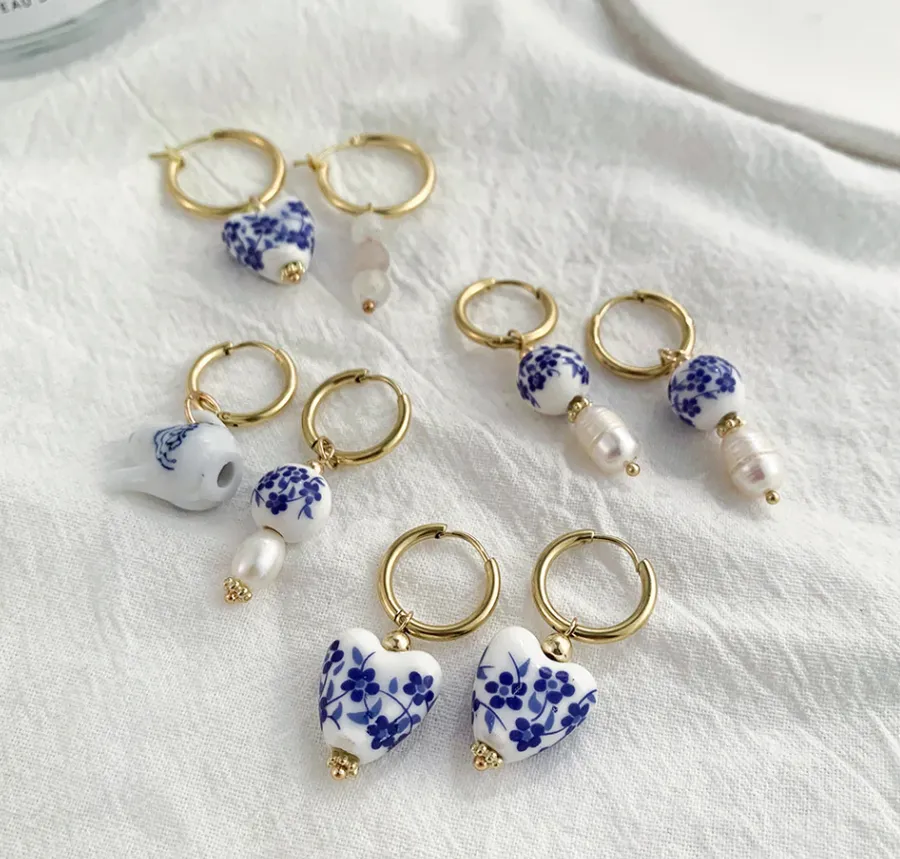 Trang sức Ceramic là gì? Giải mã sức hút của gốm sứ thời trang