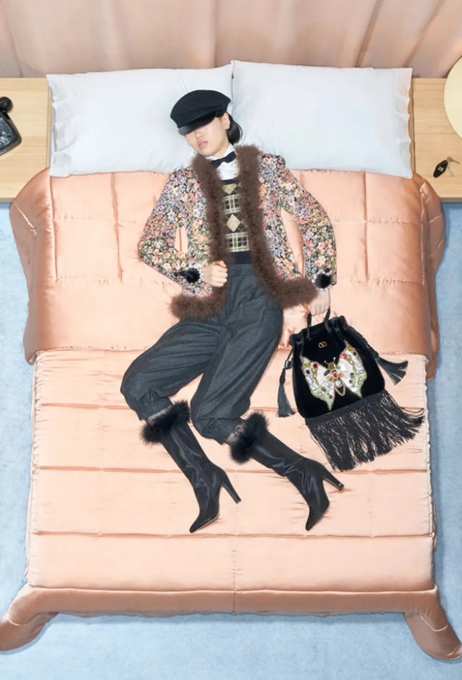 Valentino Resort 2026: Khi phòng ngủ trở thành sàn diễn thời trang