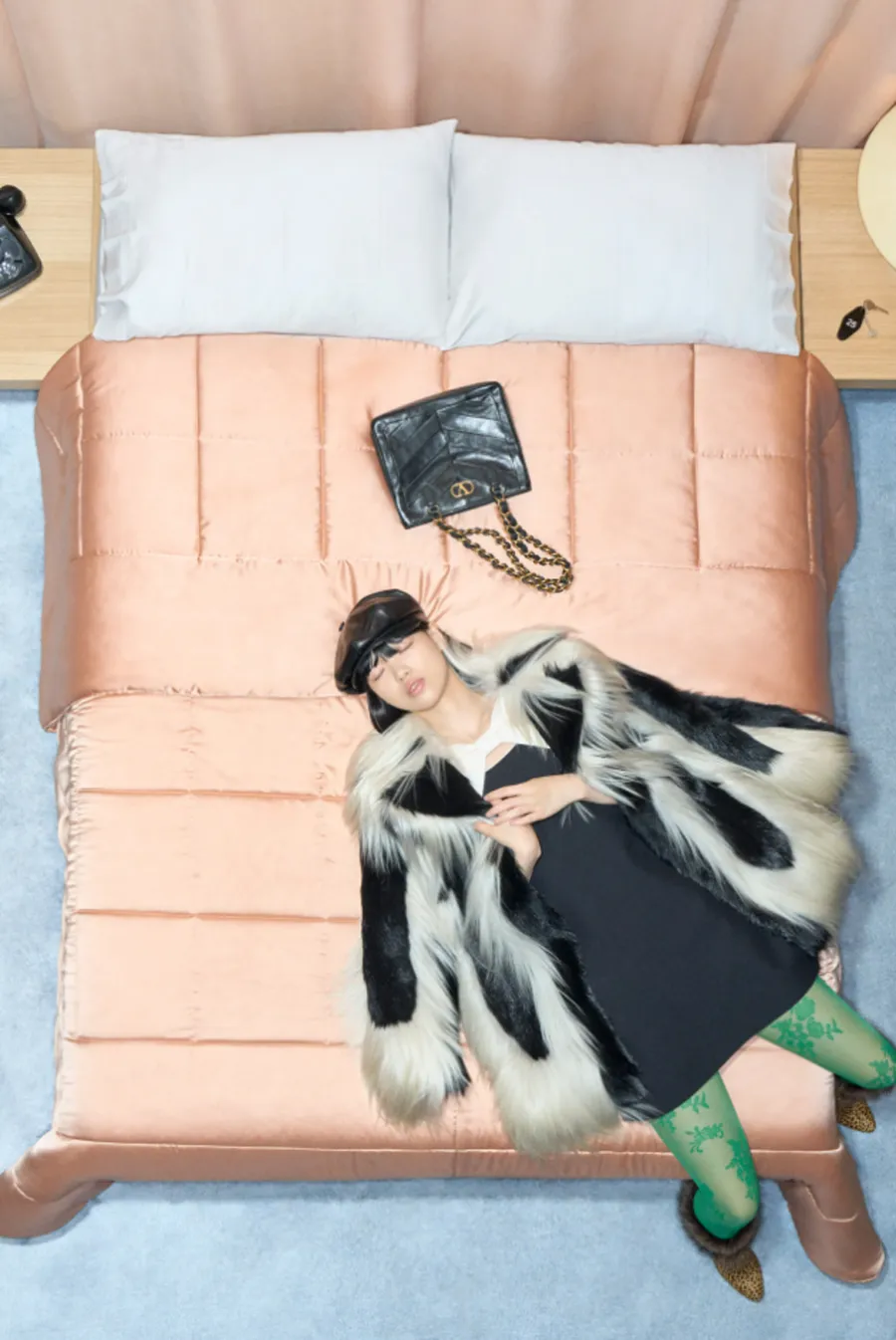 Valentino Resort 2026: Khi phòng ngủ trở thành sàn diễn thời trang