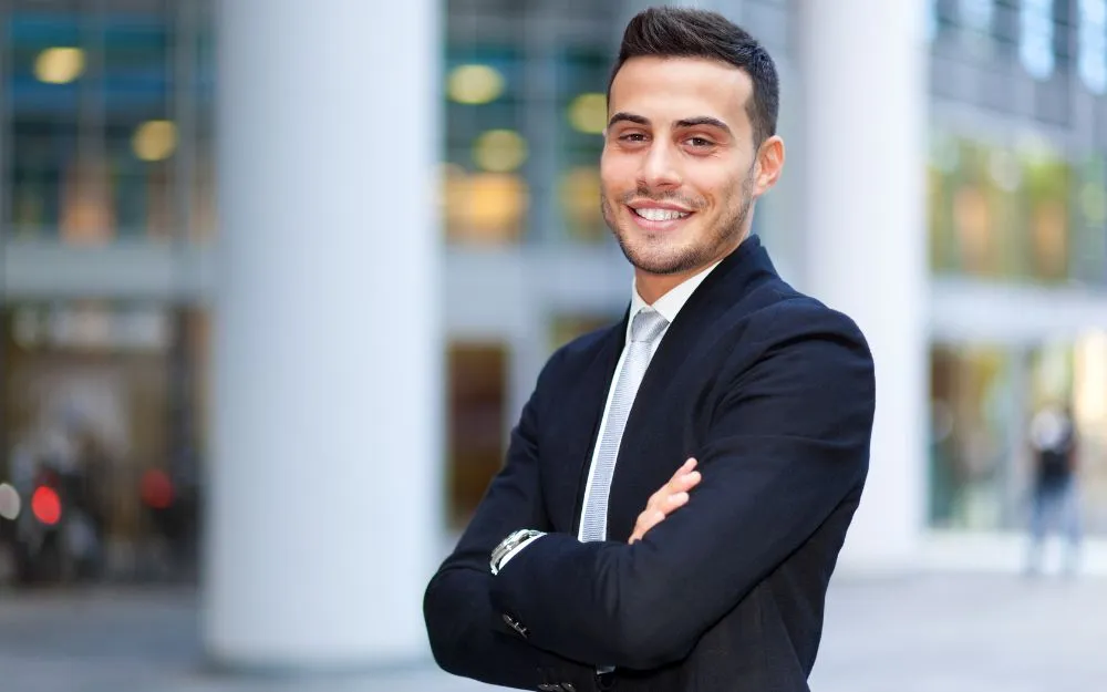 1980 Mệnh Gì Hợp Màu Gì? Gợi Ý Các Mẫu Trang Sức Thu Hút May Mắn - 3