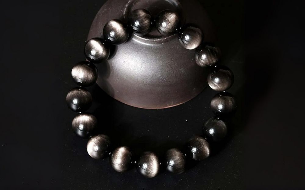 1982 Mệnh Gì Hợp Màu Gì? Gợi Ý Các Mẫu Trang Sức Thu Hút May Mắn - 15