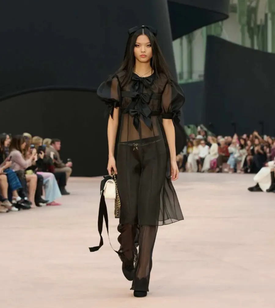 BST Chanel Thu/Đông 2025: Hành Trình Cuối Trước Thềm Kỷ Nguyên Mới - 10