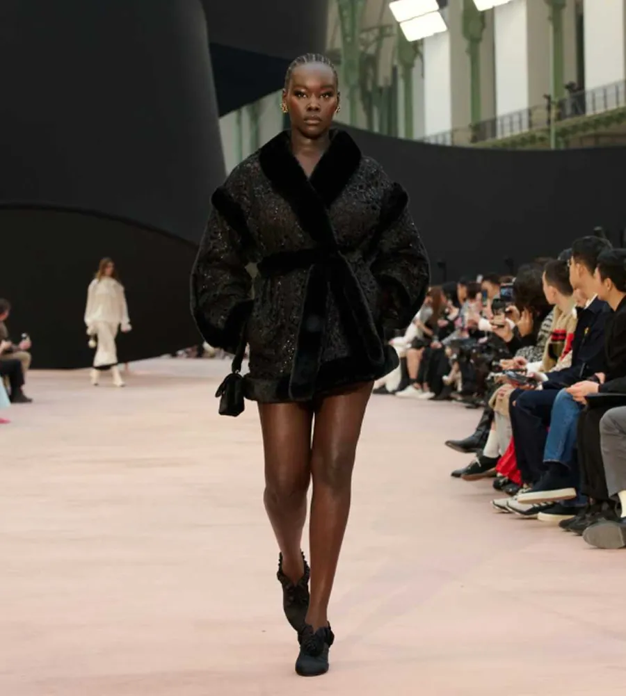 BST Chanel Thu/Đông 2025: Hành Trình Cuối Trước Thềm Kỷ Nguyên Mới - 28