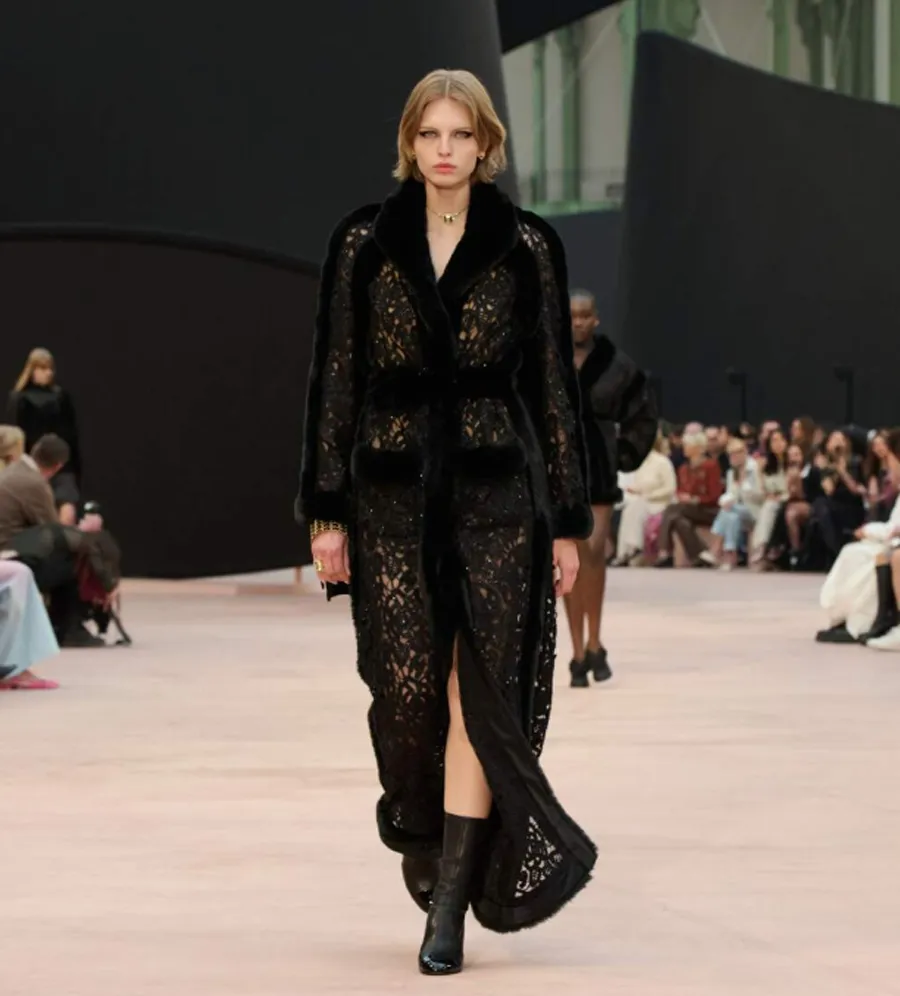 BST Chanel Thu/Đông 2025: Hành Trình Cuối Trước Thềm Kỷ Nguyên Mới - 29