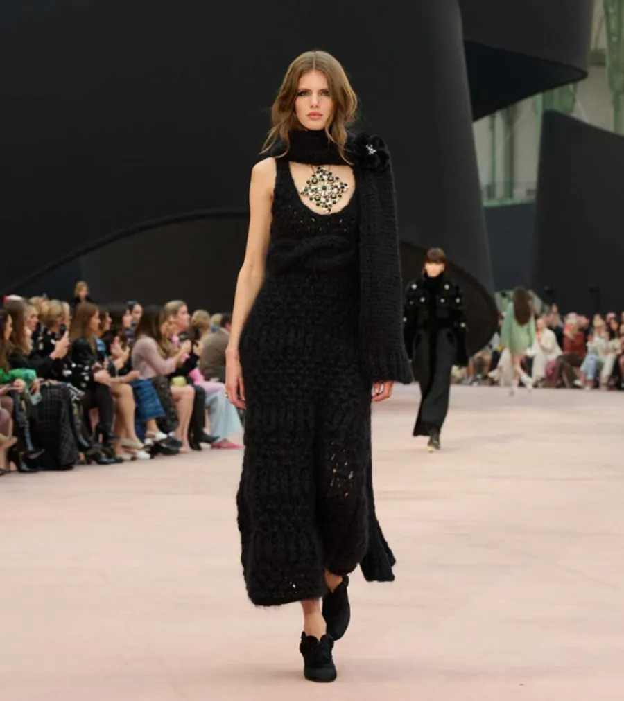 BST Chanel Thu/Đông 2025: Hành Trình Cuối Trước Thềm Kỷ Nguyên Mới - 31