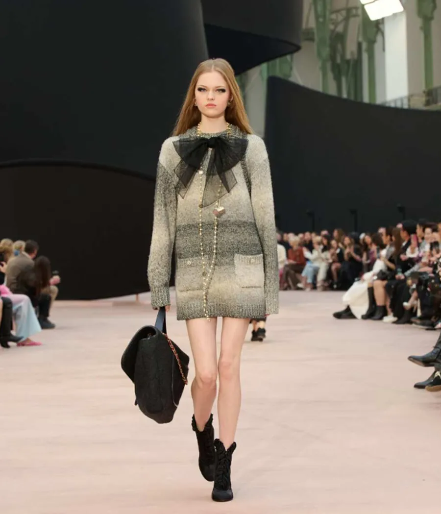 BST Chanel Thu/Đông 2025: Hành Trình Cuối Trước Thềm Kỷ Nguyên Mới - 40