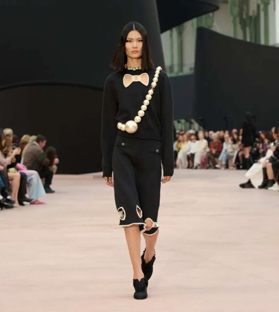 BST Chanel Thu/Đông 2025: Hành Trình Cuối Trước Thềm Kỷ Nguyên Mới - 43