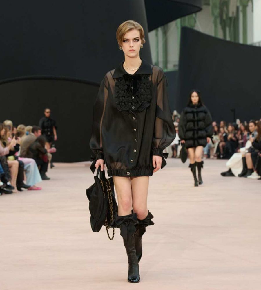 BST Chanel Thu/Đông 2025: Hành Trình Cuối Trước Thềm Kỷ Nguyên Mới - 50