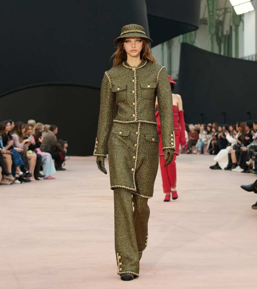 BST Chanel Thu/Đông 2025: Hành Trình Cuối Trước Thềm Kỷ Nguyên Mới - 52