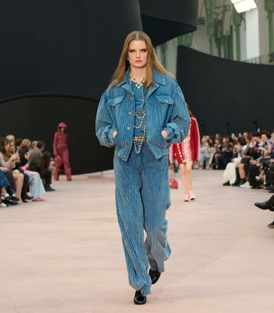 BST Chanel Thu/Đông 2025: Hành Trình Cuối Trước Thềm Kỷ Nguyên Mới - 54