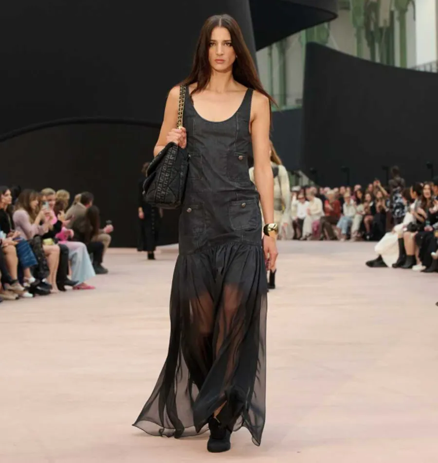 BST Chanel Thu/Đông 2025: Hành Trình Cuối Trước Thềm Kỷ Nguyên Mới - 60